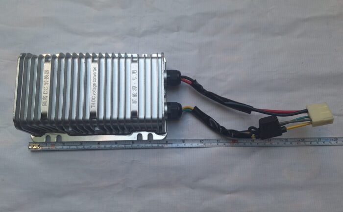 DC-DC Converter 48-72V to 12V 50A Four Wheel Electric Car Accessories - Image 4