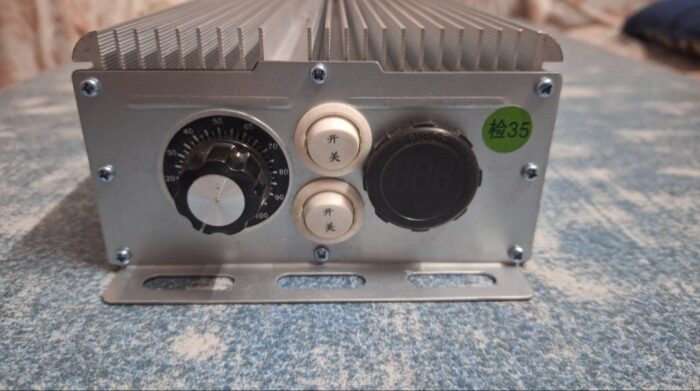3000W 60-72V 36 MOSFET BLDC Motor Controller with Potentiometer & Voltage Display - Image 4