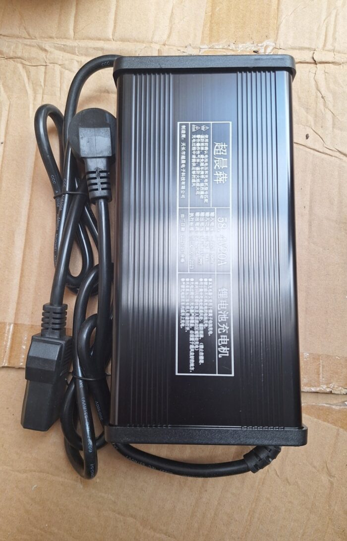 Lithium Iron Phosphate Lifepo4 Battery Charger 48V 20A 58.4 V Self Stop Fast Charger - Image 2